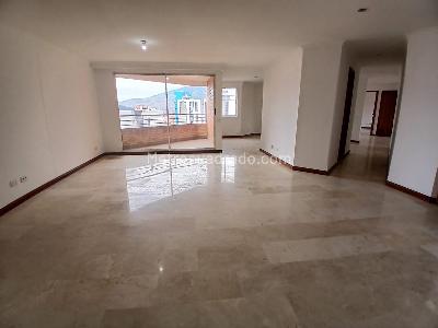 Apartamento de 4 alcobas en arriendo en Laureles, Medellín, 180 m² · foto 3 de 20