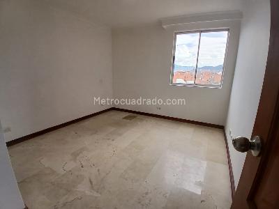 Apartamento de 4 alcobas en arriendo en Laureles, Medellín, 180 m² · foto 12 de 20