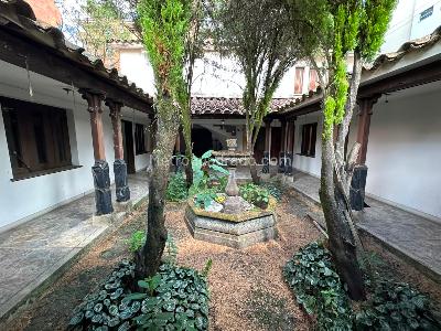 Casa de 5 alcobas en arriendo en Zuñiga, Envigado, 400 m² · foto 10 de 12