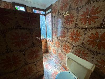 Casa de 5 alcobas en arriendo en Zuñiga, Envigado, 400 m² · foto 4 de 12