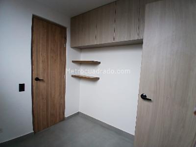 Apartamento de 4 alcobas en arriendo en Conquistadores, Medellín, 121 m² · foto 13 de 19