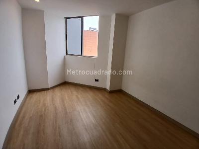 Apartamento de 4 alcobas en arriendo en Conquistadores, Medellín, 121 m² · foto 9 de 19