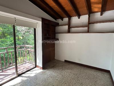 Apartamento en arriendo en Los Colores, Medellín · foto 11 de 16
