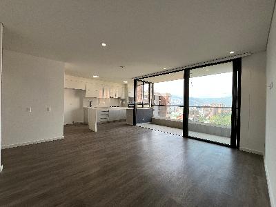 Apartamento en venta en Lalinde, Medellín · foto 2 de 19