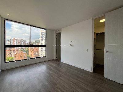 Apartamento en venta en Lalinde, Medellín · foto 12 de 19