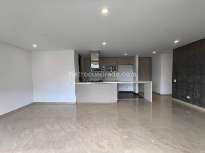 Apartamento de 2 alcobas en venta en Las Palmas M, Medellín, 102 m² · foto 3 de 20