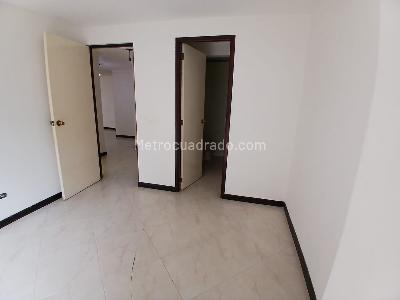 Apartamento de 3 alcobas en arriendo en Conquistadores, Medellín, 90 m² · foto 14 de 18