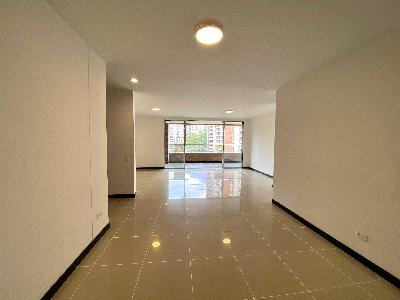 Apartamento de 3 alcobas en arriendo en Las Santas, Medellín, 145 m² · foto 4 de 20