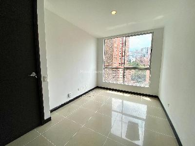 Apartamento de 3 alcobas en arriendo en Las Santas, Medellín, 145 m² · foto 12 de 20
