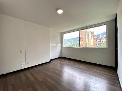 Apartamento de 3 alcobas en arriendo en Las Santas, Medellín, 145 m² · foto 15 de 20