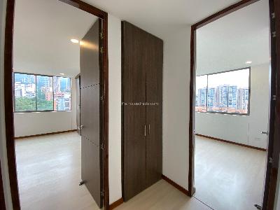 Apartamento en arriendo en Los Balsos, Medellín · foto 8 de 17