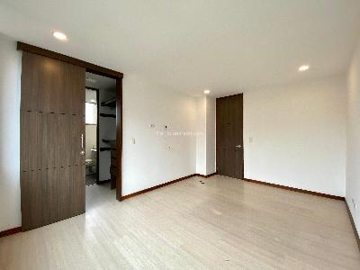 Apartamento en arriendo en Los Balsos, Medellín · foto 10 de 17
