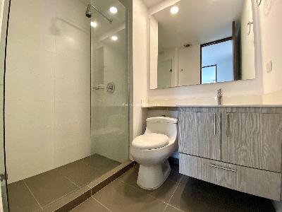 Apartamento en arriendo en Los Balsos, Medellín · foto 15 de 17