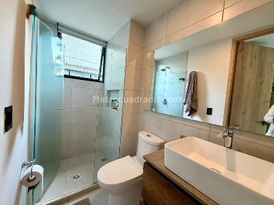 Apartamento de 3 alcobas en arriendo en Los Balsos, Medellín, 170 m² · foto 9 de 15