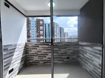 Apartamento de 3 alcobas en venta en Niquia, Bello, 54 m² · foto 10 de 20