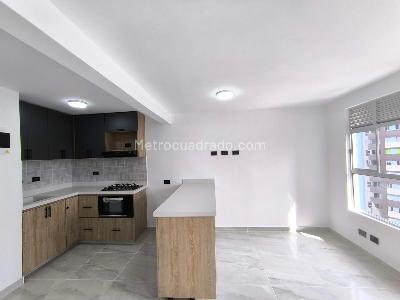 Apartamento de 3 alcobas en venta en Niquia, Bello, 54 m² · foto 2 de 20