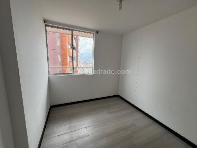 Apartamento de 3 alcobas en arriendo en San German, Medellín, 90 m² · foto 8 de 17