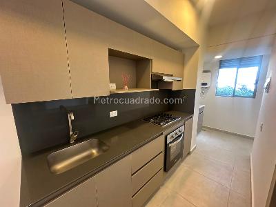 Apartamento de 3 alcobas en arriendo en Las Vegas, Envigado, 85 m² · foto 2 de 18