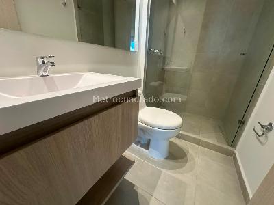 Apartamento de 3 alcobas en arriendo en Las Vegas, Envigado, 85 m² · foto 9 de 18