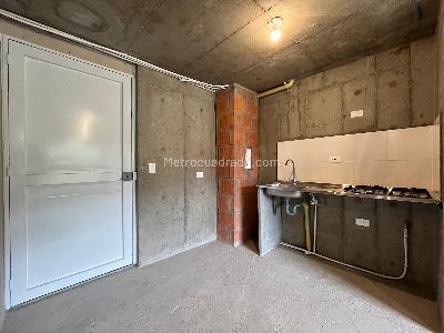 Apartamento en venta en Calasanz Parte Alta, Medellín · foto 7 de 13