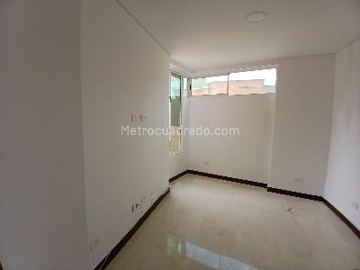 Apartamento de 3 alcobas en arriendo en Laureles, Medellín, 90 m² · foto 11 de 15