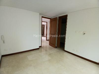 Apartamento de 3 alcobas en arriendo en Laureles, Medellín, 90 m² · foto 12 de 15