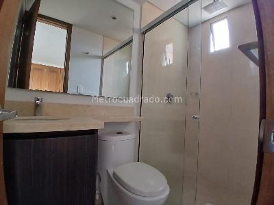 Apartamento de 3 alcobas en arriendo en Laureles, Medellín, 90 m² · foto 7 de 15
