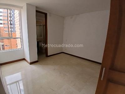 Apartamento de 3 alcobas en arriendo en Laureles, Medellín, 90 m² · foto 8 de 15