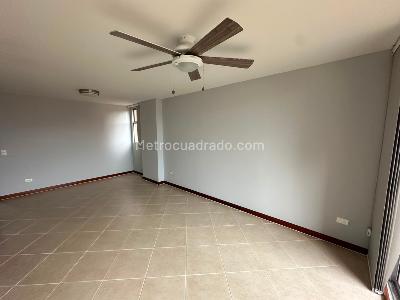 Apartamento de 3 alcobas en arriendo en Zuñiga, Envigado, 113 m² · foto 6 de 19