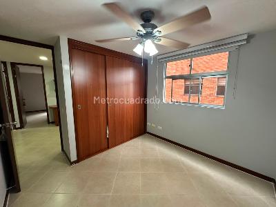 Apartamento de 3 alcobas en arriendo en Zuñiga, Envigado, 113 m² · foto 11 de 19