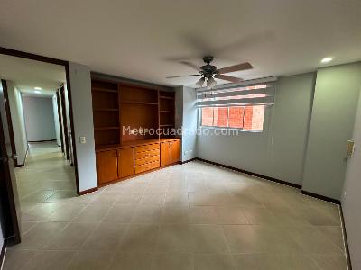 Apartamento de 3 alcobas en arriendo en Zuñiga, Envigado, 113 m² · foto 15 de 19