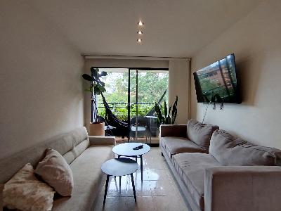 Apartamento en arriendo en El Tesoro, Medellín · foto 2 de 17