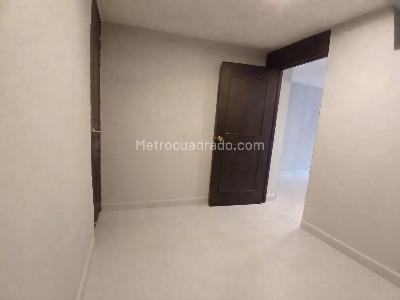 Apartamento de 2 alcobas en arriendo en Laureles, Medellín, 110 m² · foto 11 de 13