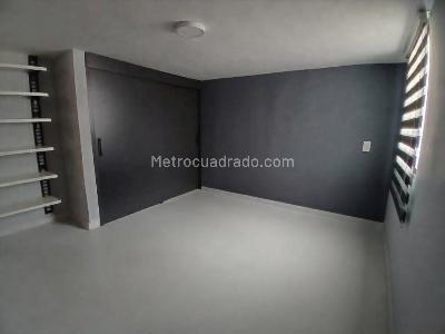 Apartamento de 2 alcobas en arriendo en Laureles, Medellín, 110 m² · foto 7 de 13