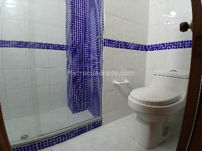 Apartamento en arriendo en La America, Medellín · foto 5 de 12