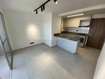Apartamento de 2 alcobas en arriendo en Maria Auxiliadora, Sabaneta, 52 m² · foto 3 de 17