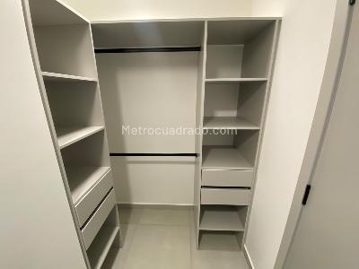 Apartamento de 2 alcobas en arriendo en Maria Auxiliadora, Sabaneta, 52 m² · foto 13 de 17