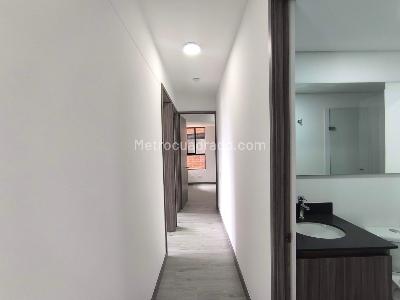 Apartamento de 3 alcobas en venta en Las Palmas M, Medellín, 70 m² · foto 10 de 20