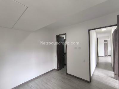 Apartamento de 3 alcobas en venta en Las Palmas M, Medellín, 70 m² · foto 17 de 20