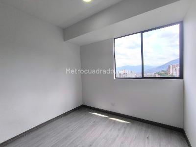 Apartamento de 3 alcobas en venta en Las Palmas M, Medellín, 70 m² · foto 18 de 20