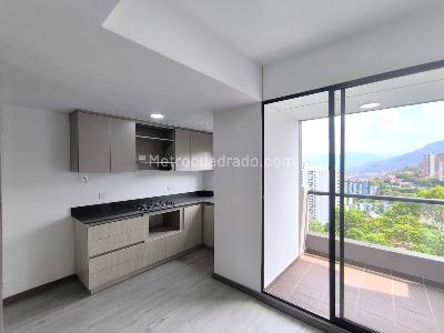 Apartamento de 3 alcobas en venta en Las Palmas M, Medellín, 70 m² · foto 2 de 20