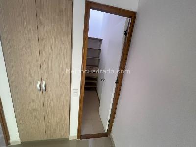 Apartamento de 5 alcobas en arriendo en La Nubia, Medellín, 133 m² · foto 12 de 20