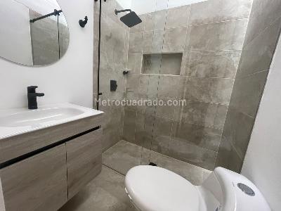 Apartamento de 5 alcobas en arriendo en La Nubia, Medellín, 133 m² · foto 18 de 20
