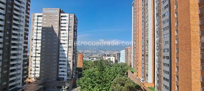 Apartamento en venta en Castropol, Medellín · foto 2 de 12