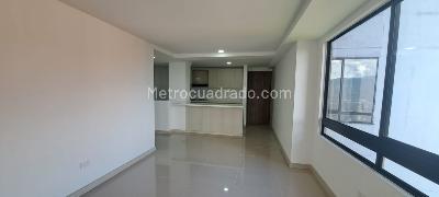 Apartamento en venta en Loma Del Indio, Medellín · foto 8 de 18