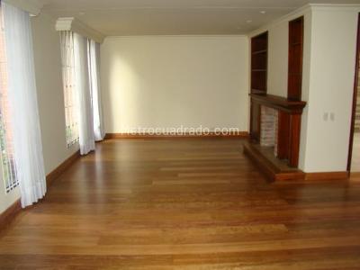 Casa en arriendo en Belmira, Bogotá · foto 2 de 18