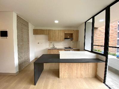 Apartamento de 1 alcoba en arriendo en Los Balsos, Medellín, 50 m² · foto 2 de 19