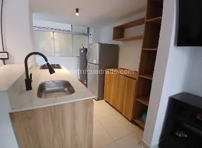 Apartamento de 4 alcobas en arriendo en Santa Teresita, Medellín, 120 m² · foto 2 de 14