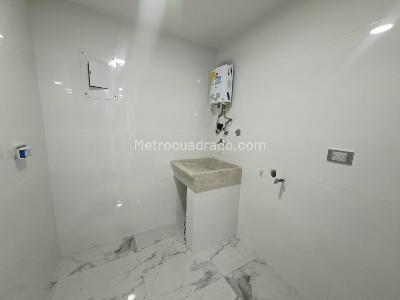 Apartamento de 2 alcobas en arriendo en La Visitacion, Medellín, 60 m² · foto 15 de 16