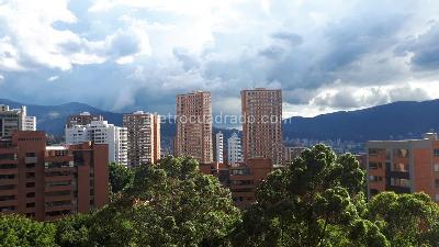 Apartamento de 1 alcoba en arriendo en Los Gonzalez, Medellín, 67 m² · foto 19 de 19